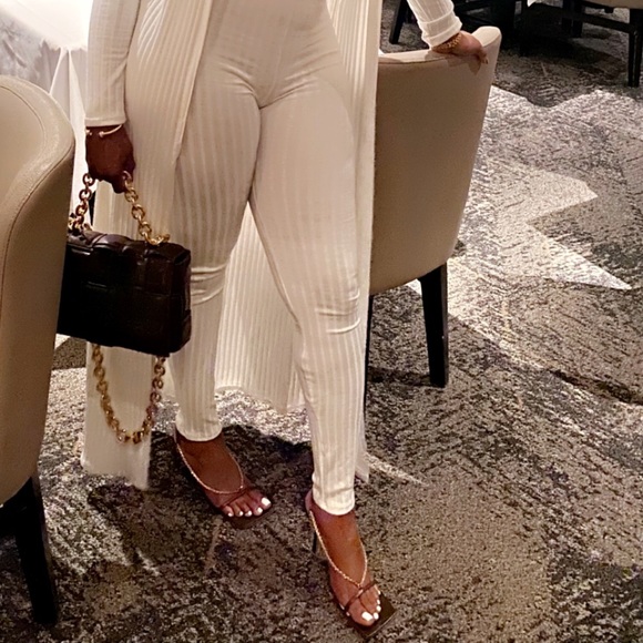 Bottega Veneta Sandals - Picture 6 of 6